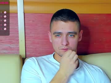 m_i_k_e_y__t_a_y_l_l_e_r